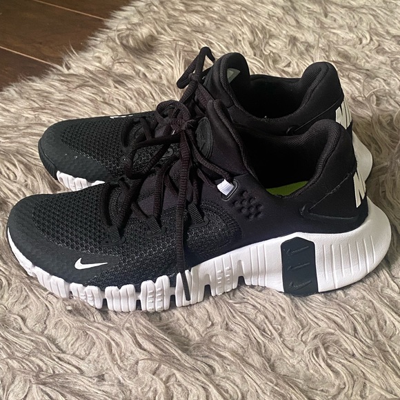 ‼️SOLD‼️Nike Runners - Picture 1 of 5